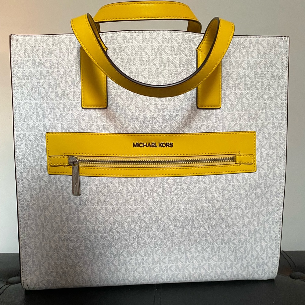 Brand NWT Michael Kors Tote